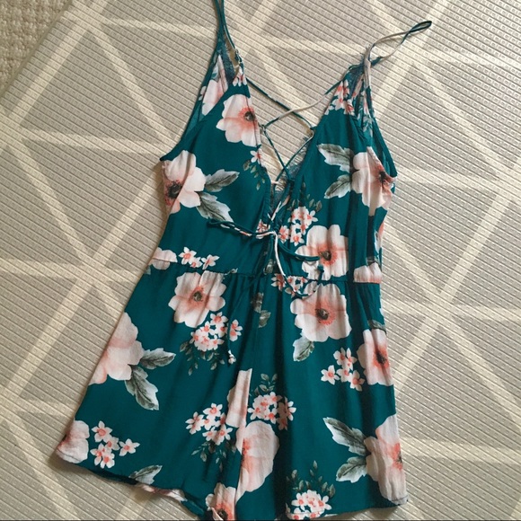 Forever21 Floral Print Romper - Picture 3 of 5